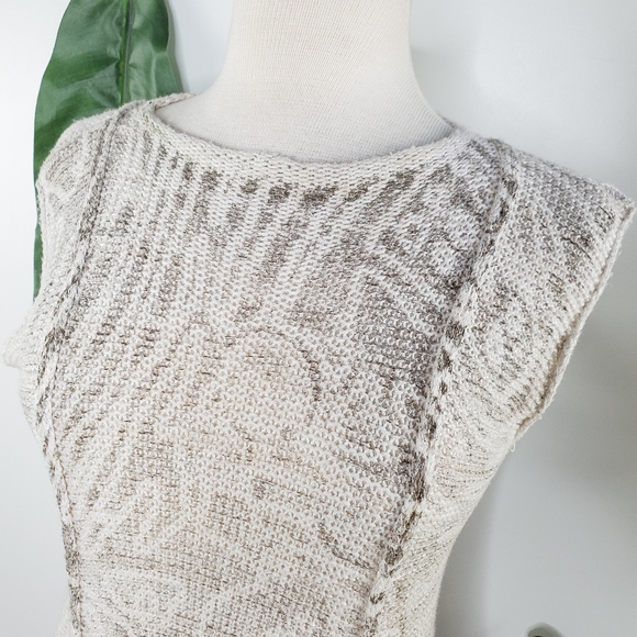 Skif Intl knit sweater dress w fishtail sides EUC - Picture 6 of 8